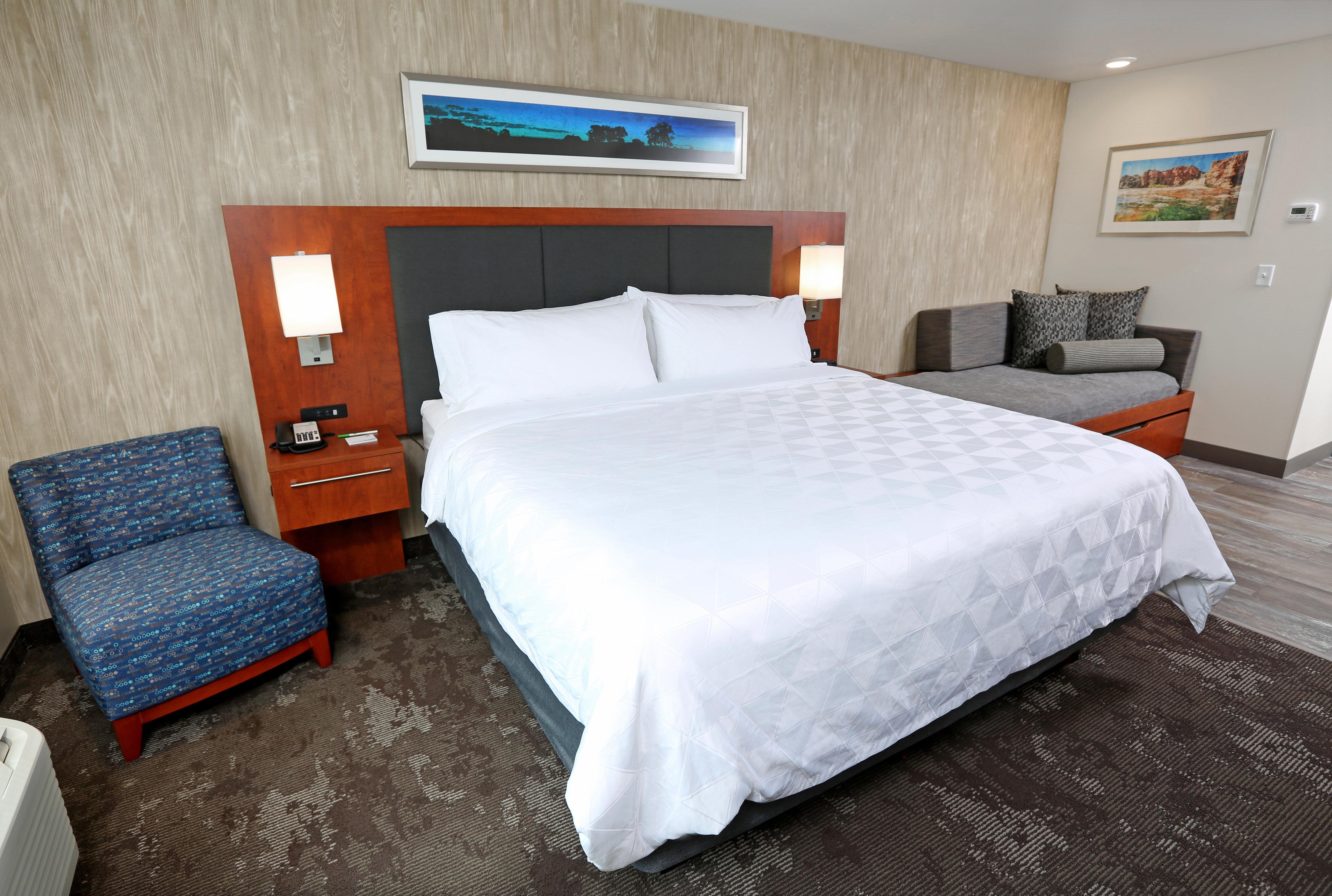 Holiday Inn & Suites Sioux Falls - Airport By Ihg Екстер'єр фото