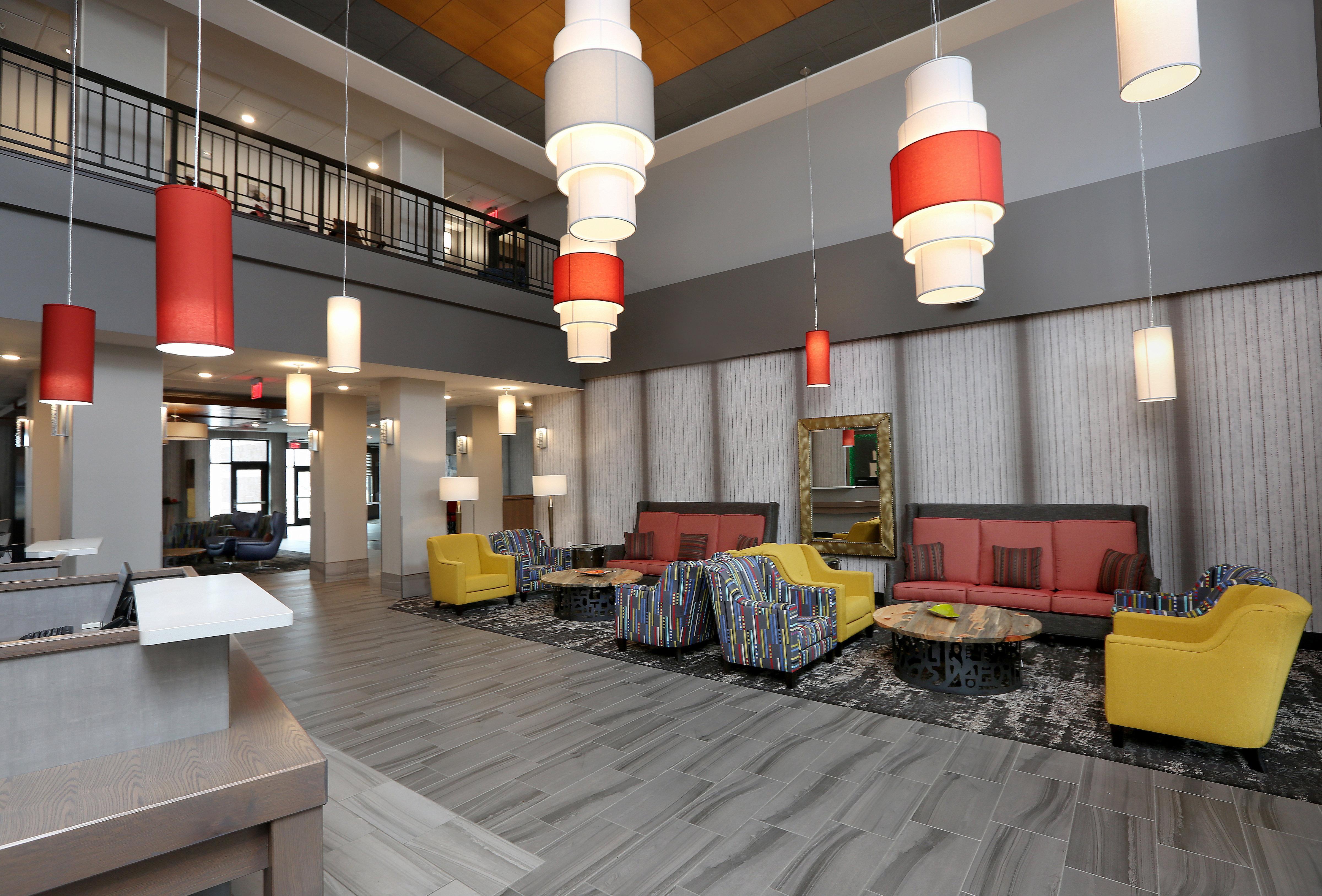 Holiday Inn & Suites Sioux Falls - Airport By Ihg Екстер'єр фото